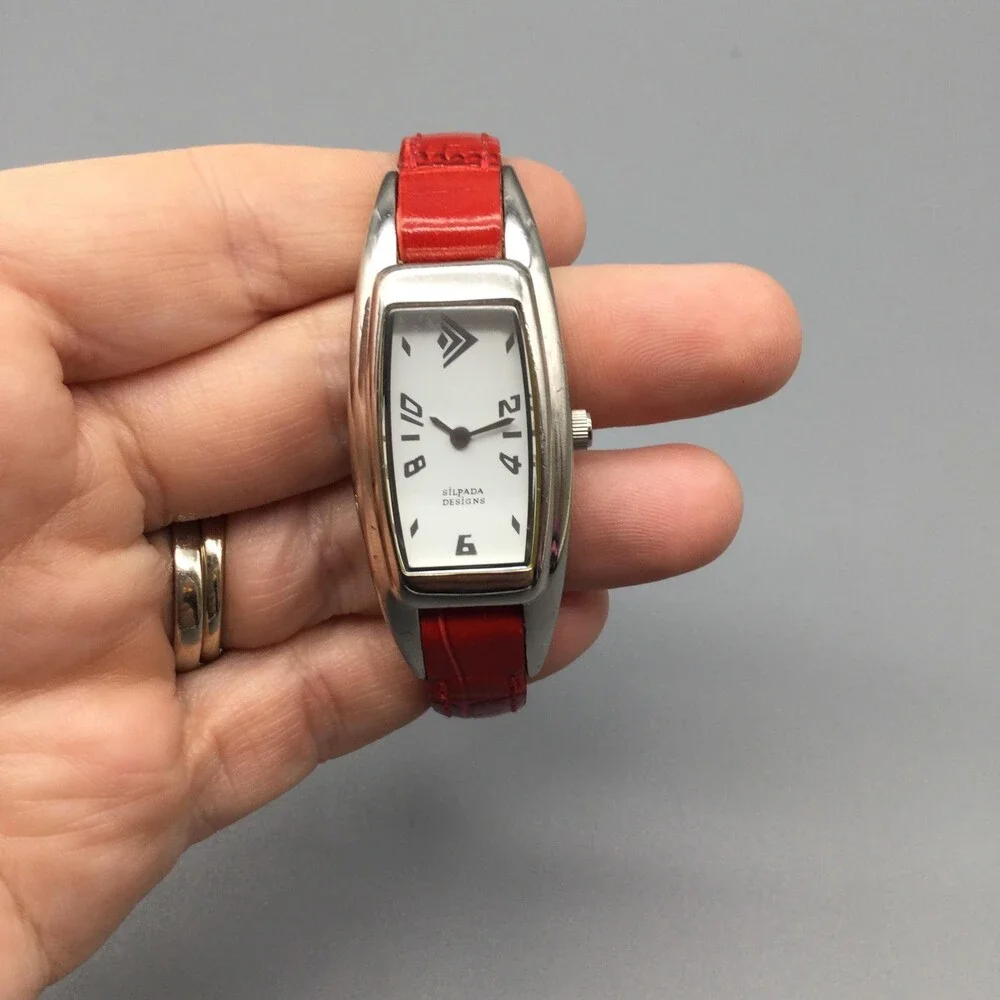 Silpada Designs Womens Watch 21mm White Dial Red Leather Tonneau New Battery